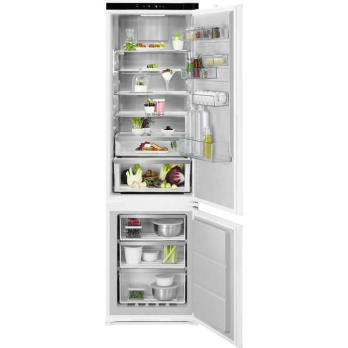 INTEGRATED FRIDGE WITH FREEZER EXTRA TALL CUSTOMFLEX 70:30 AEG | NSC8M191DS